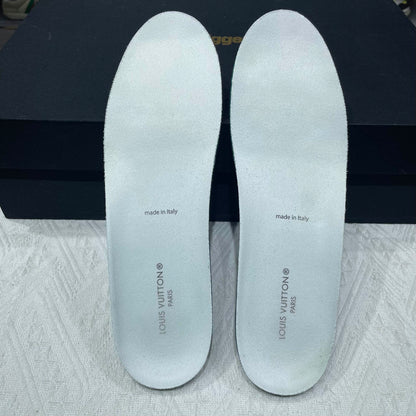 Louis Vuitton Charlie Stylish High-Top Casual Sneakers 0079