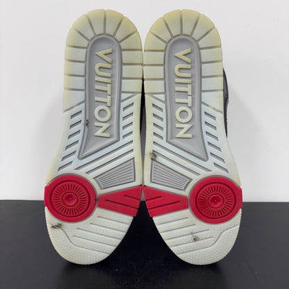 Louis Vuitton Classic Pattern Trainer Sneakers for Men 0079