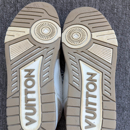 Louis Vuitton Trainer Low-top Fashion Sneakers in Khaki 0079