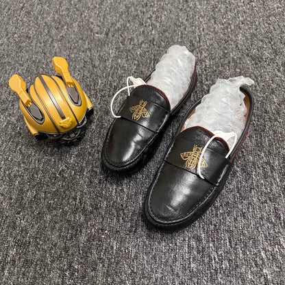 Gucci Black Leather Loafers with Bee Embroidery 0079