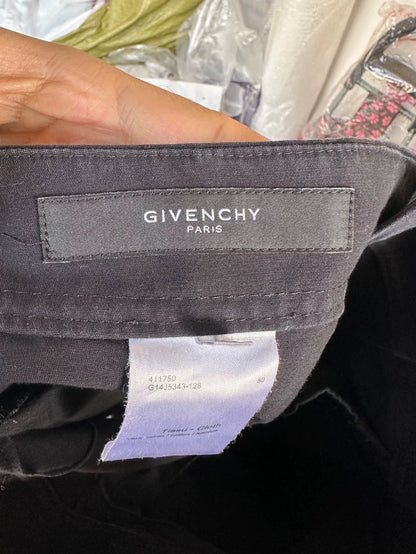 Givenchy Black Shorts in Size 50