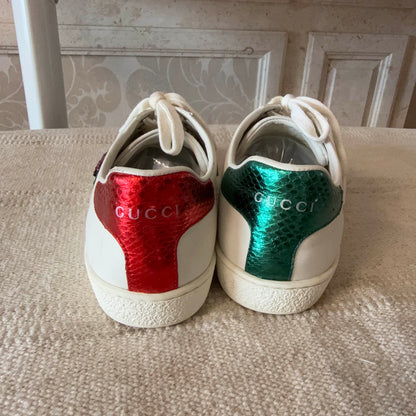Gucci Stylish White Leather Sneakers with Red Green 0079