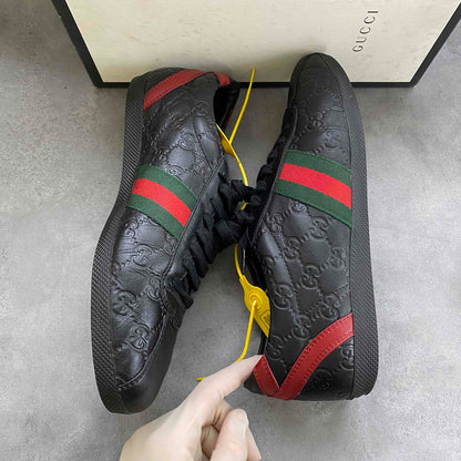 Gucci Low-Top Sneakers with Signature Design 0079