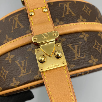 Louis Vuitton Monogram Round Crossbody Bag