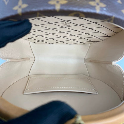 Louis Vuitton Monogram Round Crossbody Bag