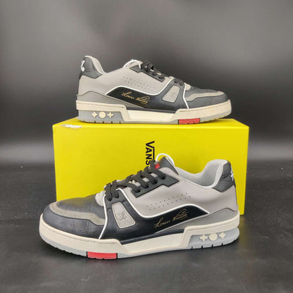 Louis Vuitton Low Top Fashion Sneakers 0079