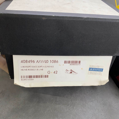 Gucci Low-Top Sneakers with Signature Design 0079