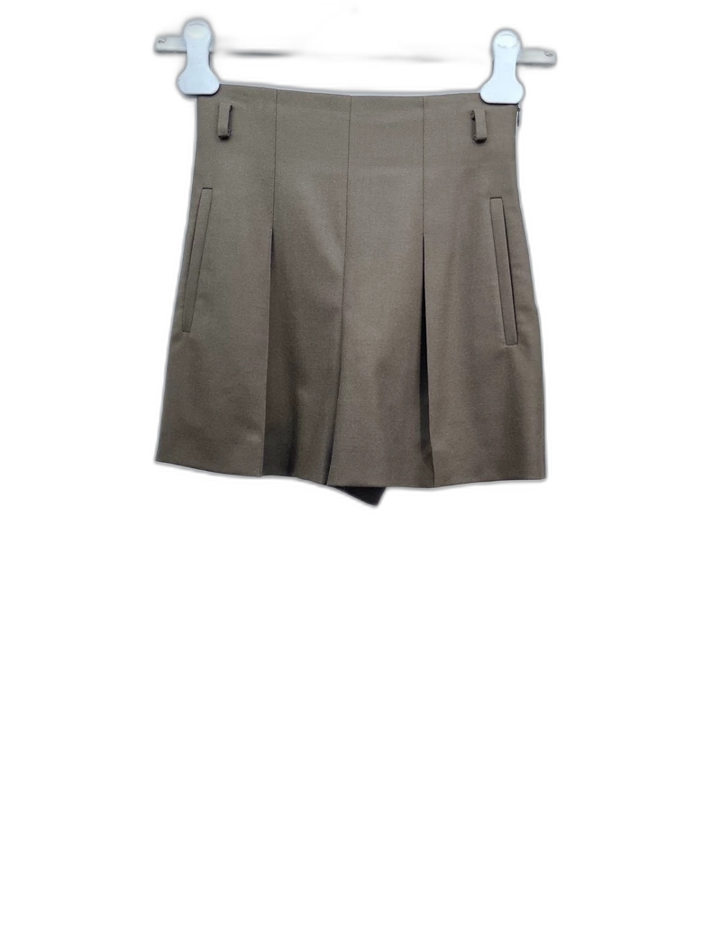 Hermes Wool Shorts in Size 34