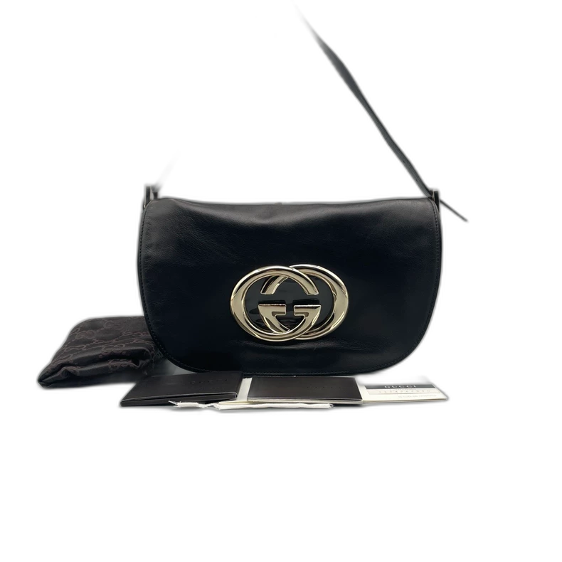 Gucci Blondie Shoulder Bag With Gold Buckle