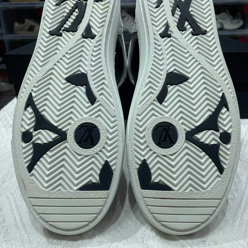 Louis Vuitton Charlie Stylish High-Top Casual Sneakers 0079
