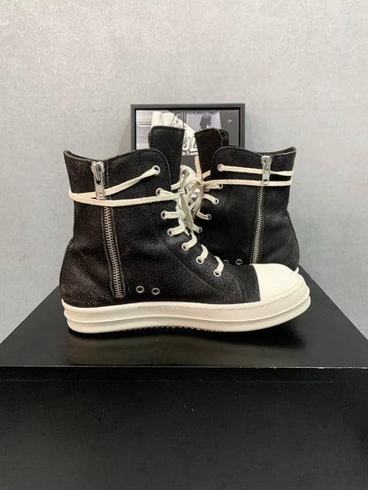 Rick Owens High Top Sneakers in Black and White-yf