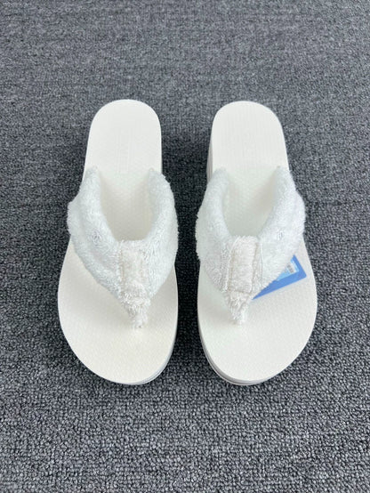 Chanel 25  Plush Flip Flops-yf