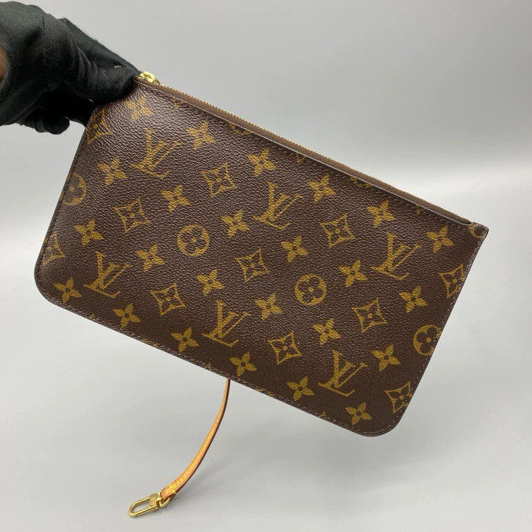 Louis Vuitton Neverfull Shopping Bag