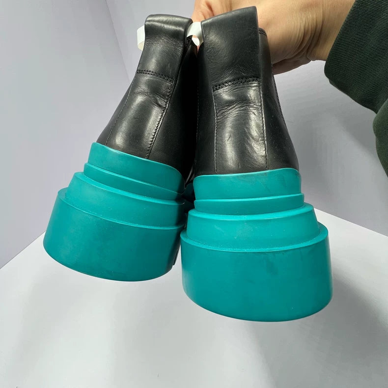 Bottega Veneta Black Chelsea Boots for Sale