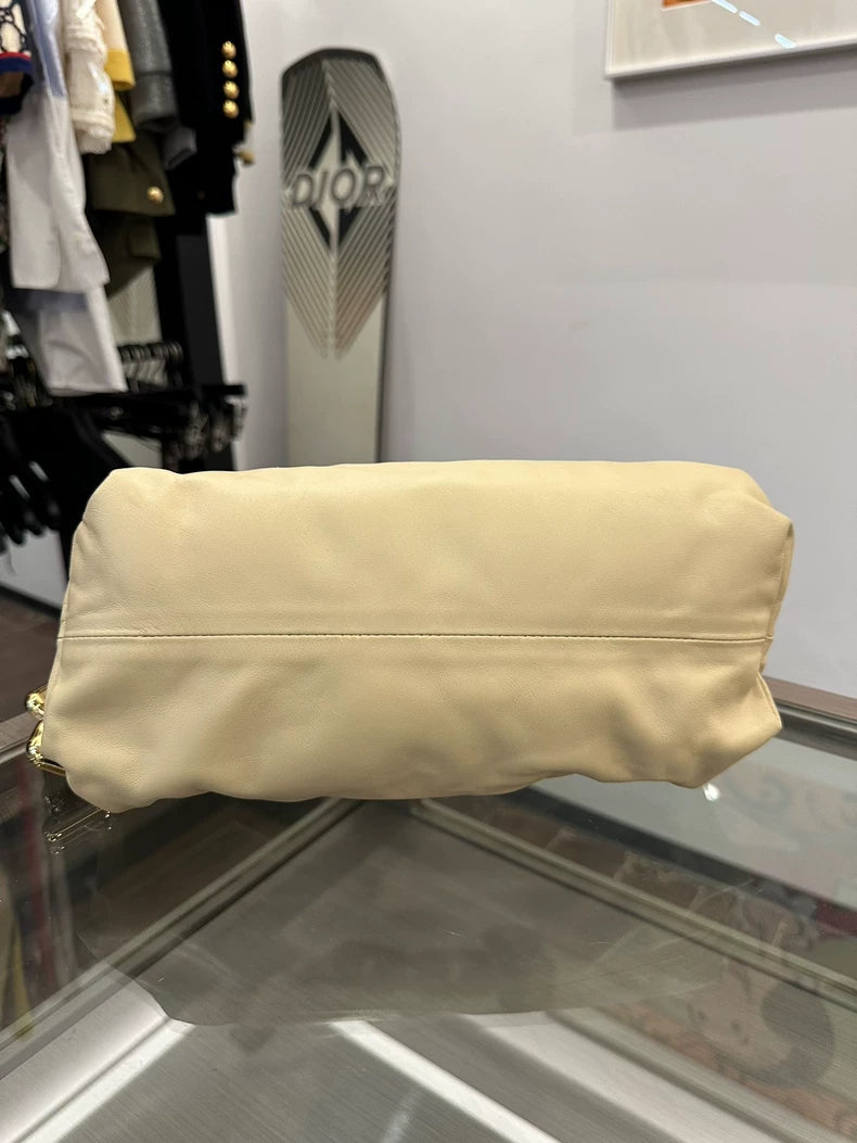Bottega Veneta Pouch Cloud Bag 30cm