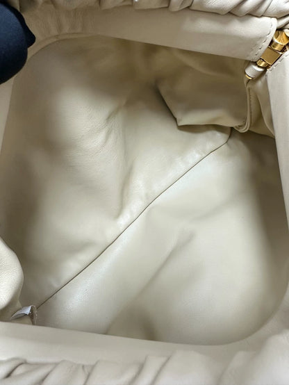 Bottega Veneta Pouch Cloud Bag 30cm