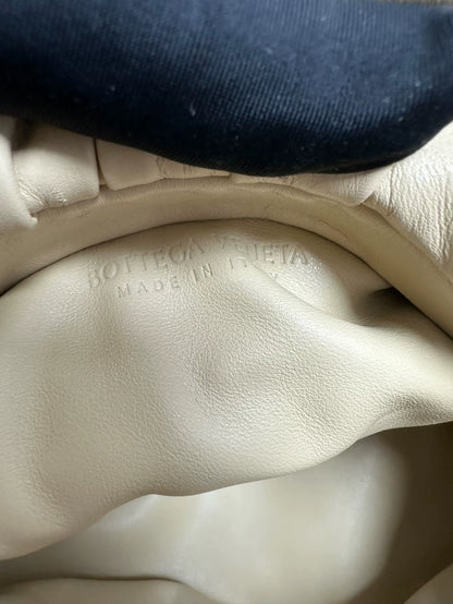 Bottega Veneta Pouch Cloud Bag 30cm