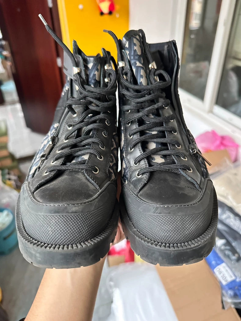 Dior High-Top Zip Casual Sneakers