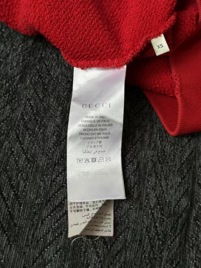 Gucci Graffiti Sweatshirt in Red