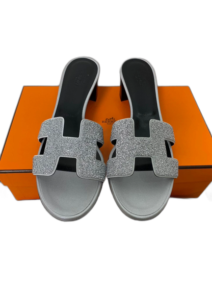Hermes Slippers With Glittered Design