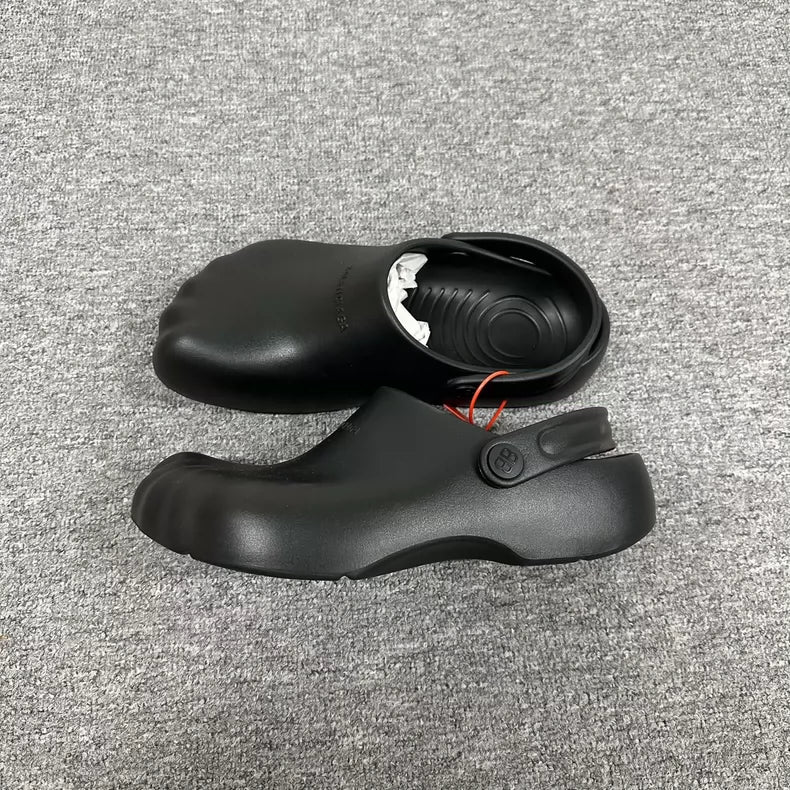Balenciaga Thumb Mule Clogs Size 41