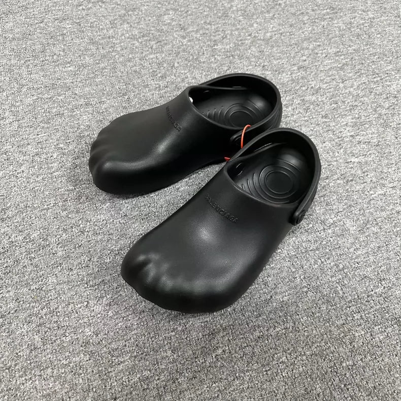 Balenciaga Thumb Mule Clogs Size 41
