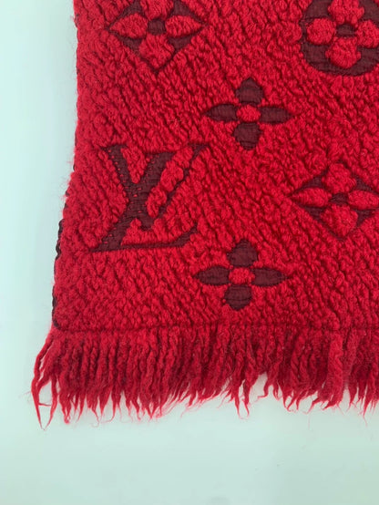 Red Louis Vuitton Knitted Scarf