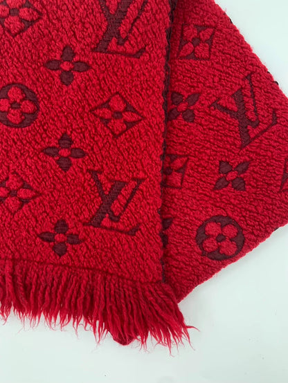 Red Louis Vuitton Knitted Scarf