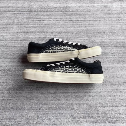 Vans CDG Era Sneakers in Black and White-zp