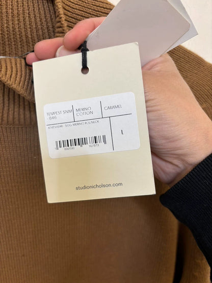 Elegant High Neck Sweater in Soft Fabric