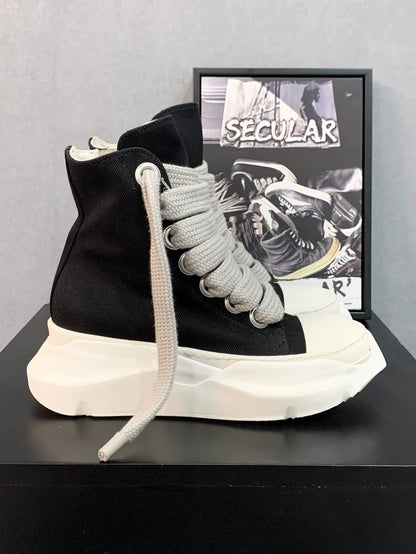 Rick Owens High Top Sneakers in Black White-yf