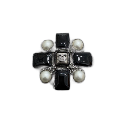 Chanel Black Silver Brooch-zp