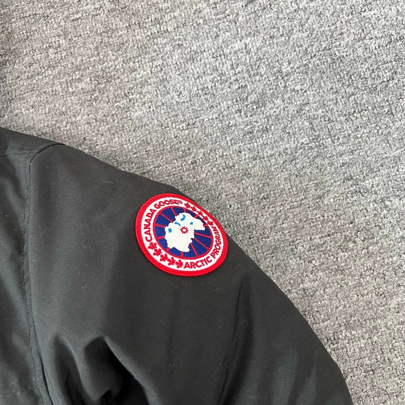 Canada Goose Hooded Down Jacket Large