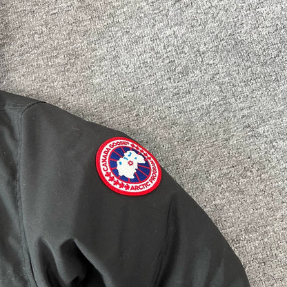 Canada Goose Hooded Down Jacket Large