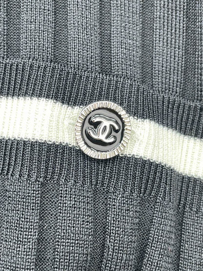 Chanel Black and White Knitted Top