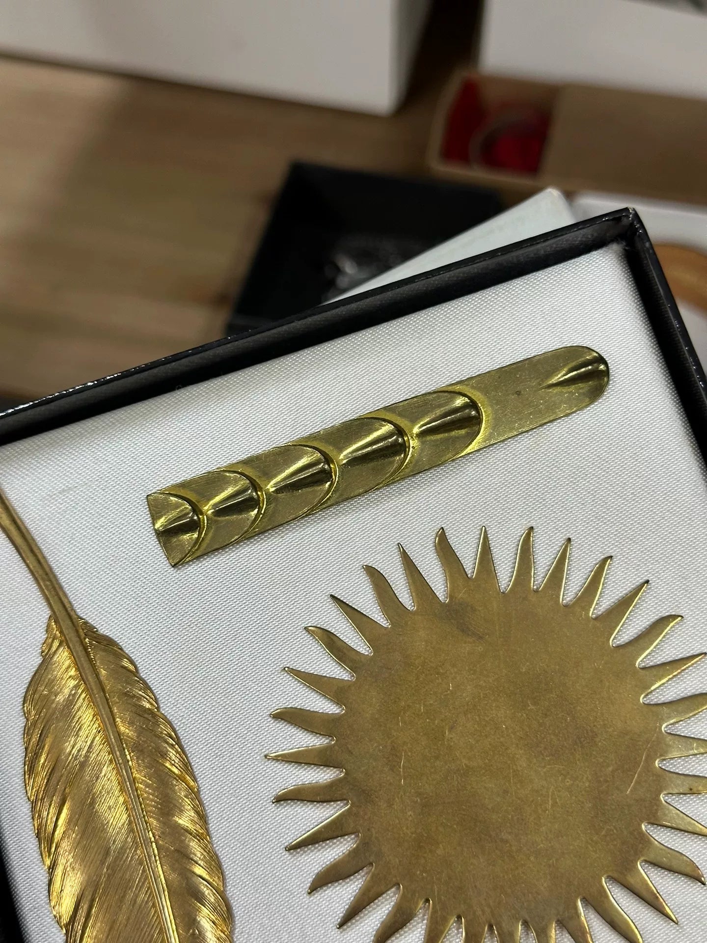 Yohji Yamamoto Gold Feather Duck Badge 4-Piece