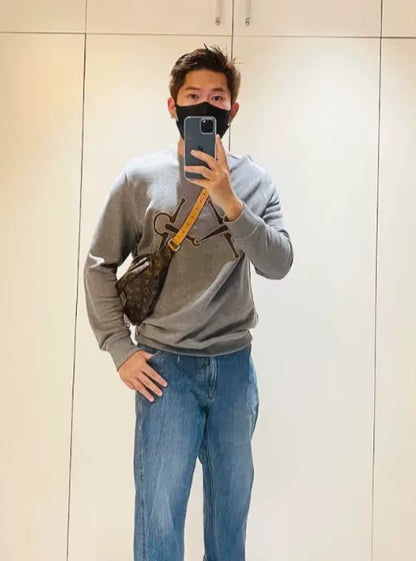 hermes gray crew neck sweatshirt medium