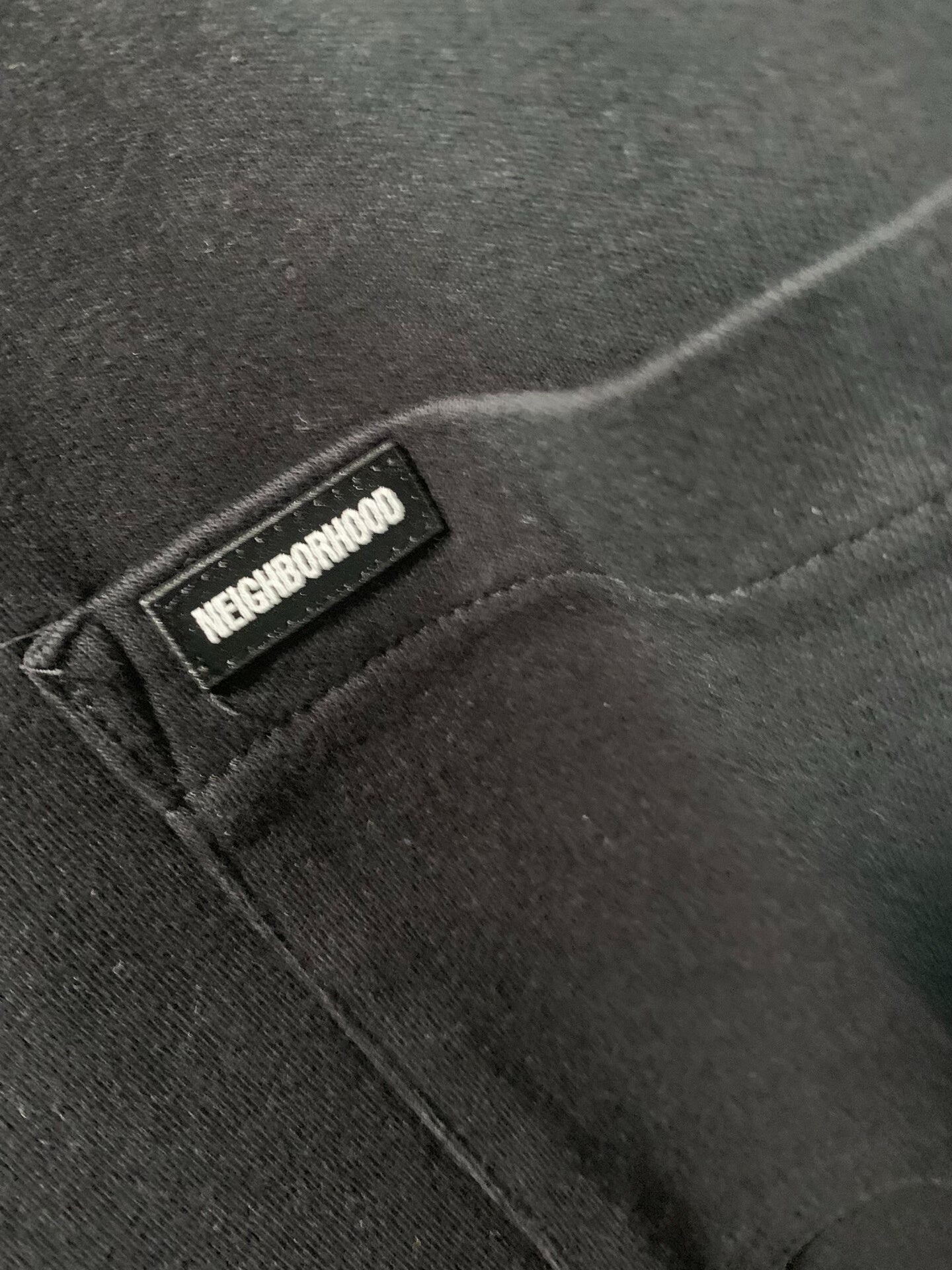 black long sleeve casual sweatshirt