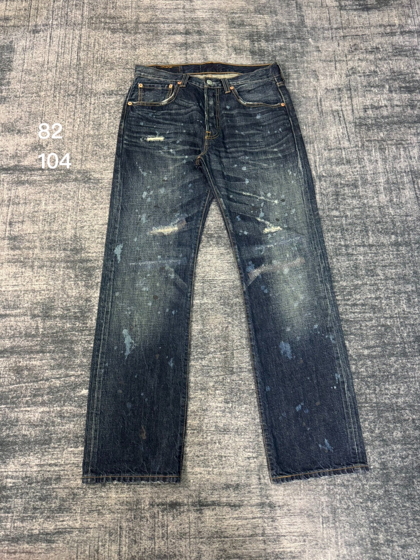 Vintage Levi's 501 00s Jeans