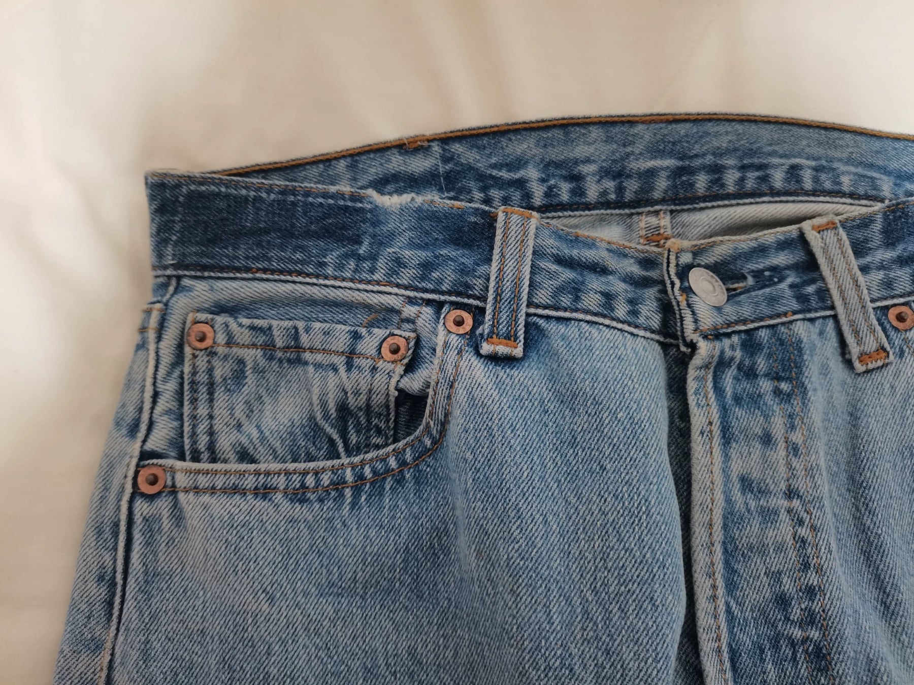 Vintage 1997 Levis 501 Jeans