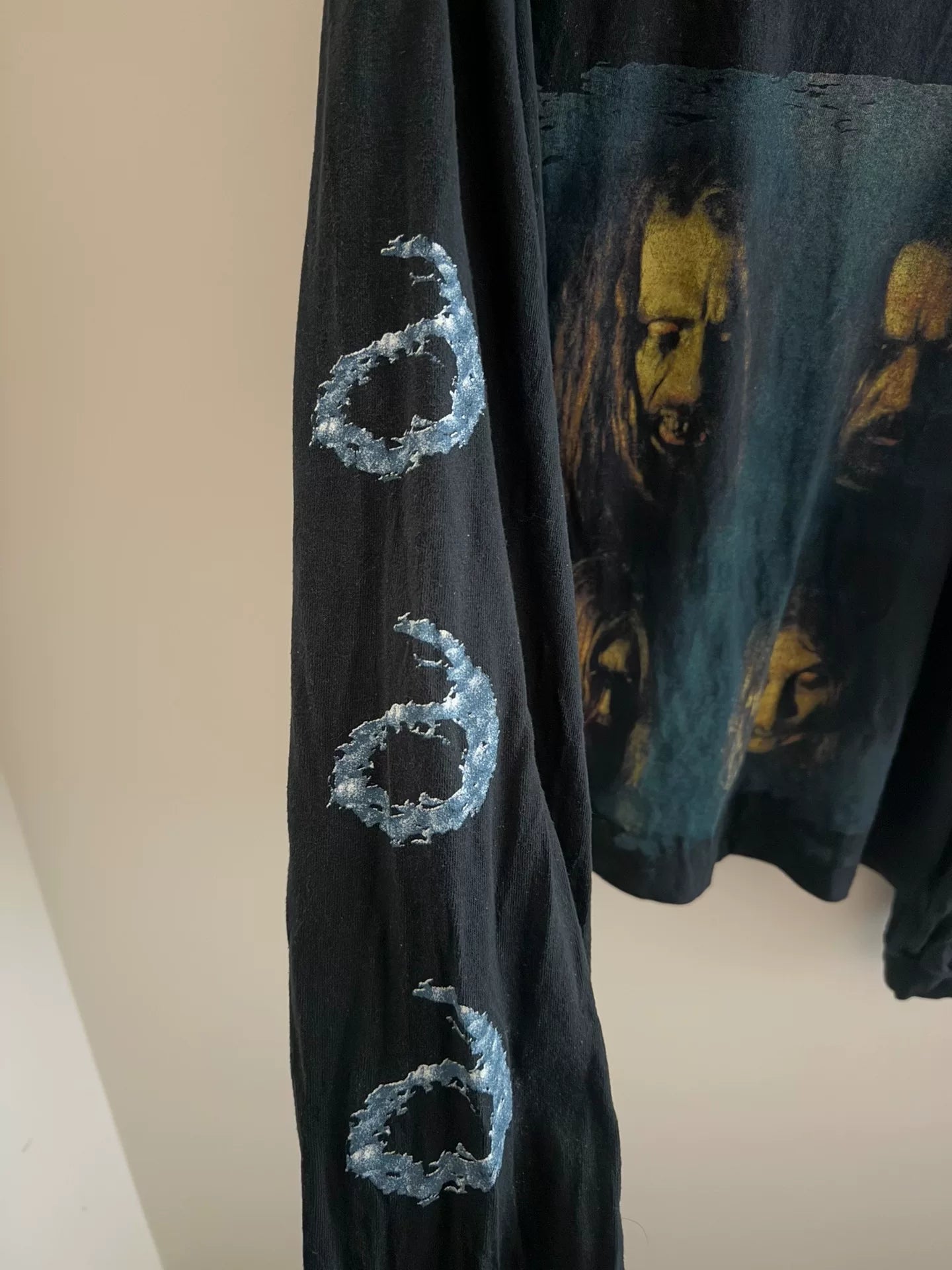 vintage six feet under long sleeve tee