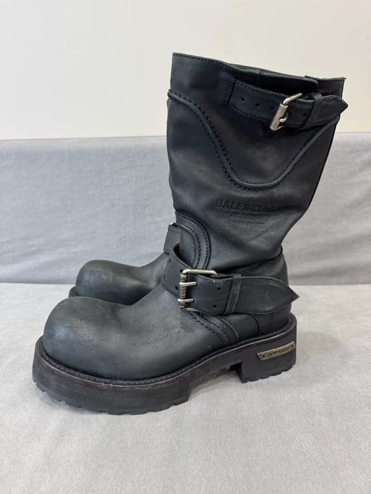 balenciaga venom boots size 40 second-hand