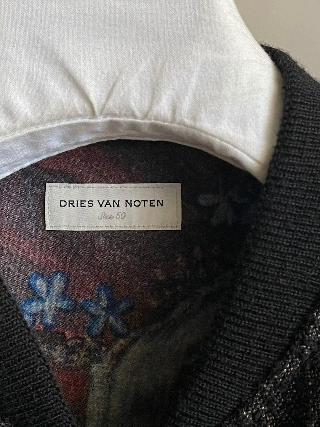 drapes van noten wool jacket with elegant lining