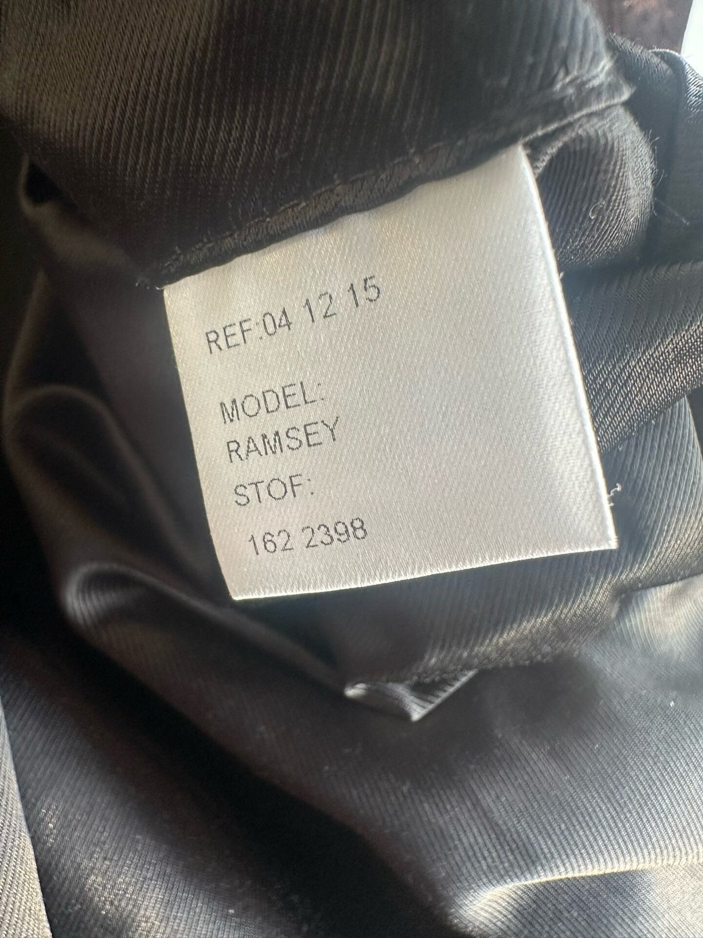 drapes van noten velvet long coat