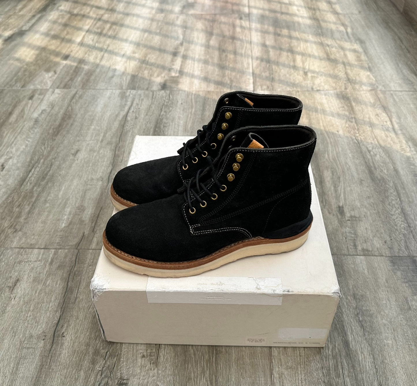 visvim virgil boots in black suede