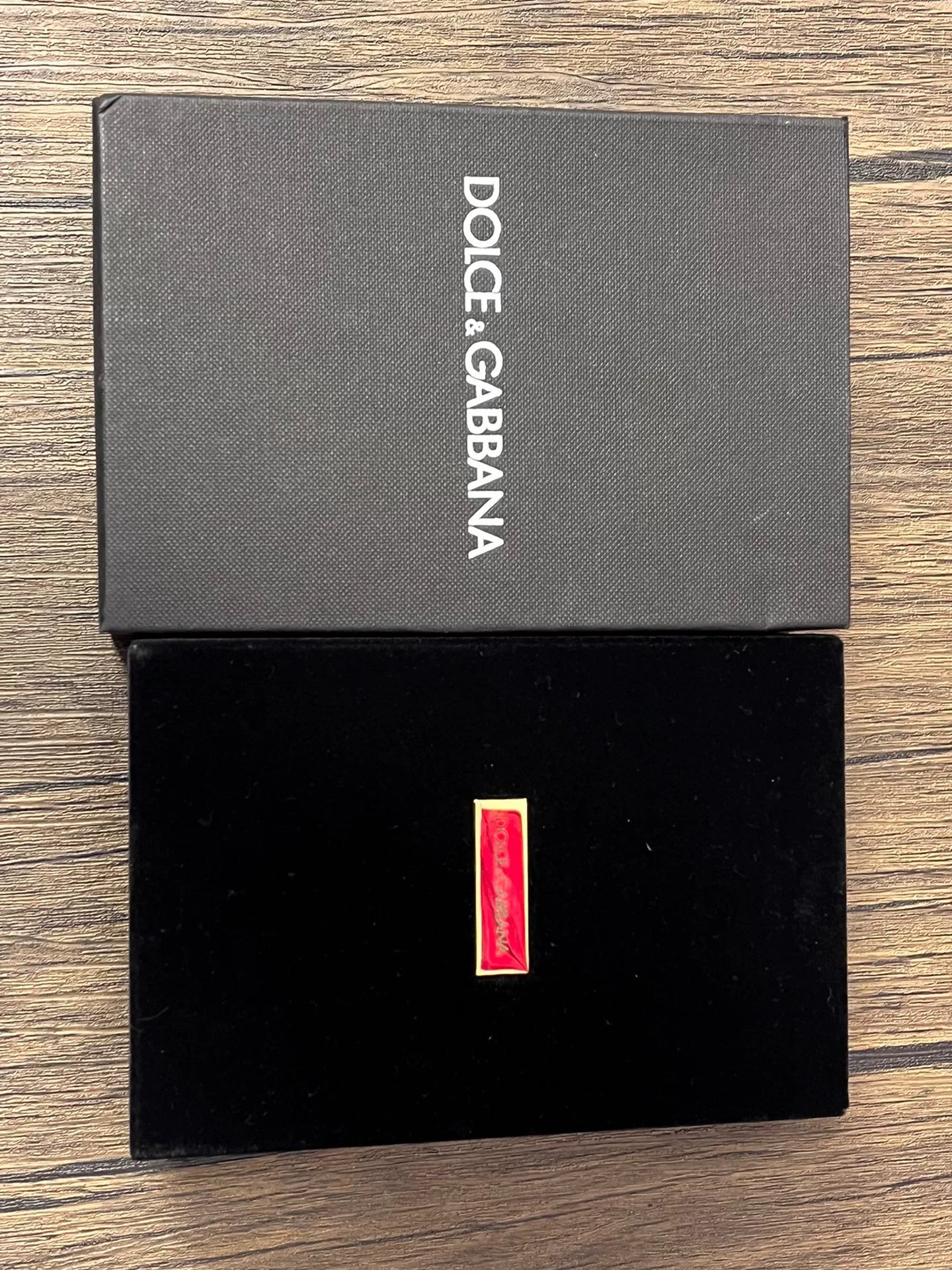 dolce&gabbana silver chain necklace with pendant