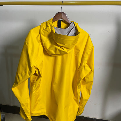 Arcteryx Beta LT Men's Hardshell Jacket