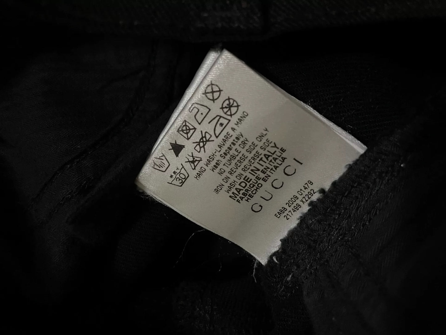 gucci waxed burgundy fitted jeans size 48