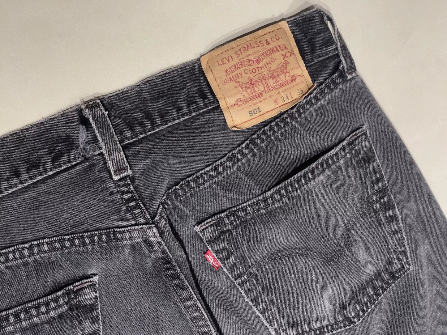 LEVI'S 501 Straight Black Gray Jeans