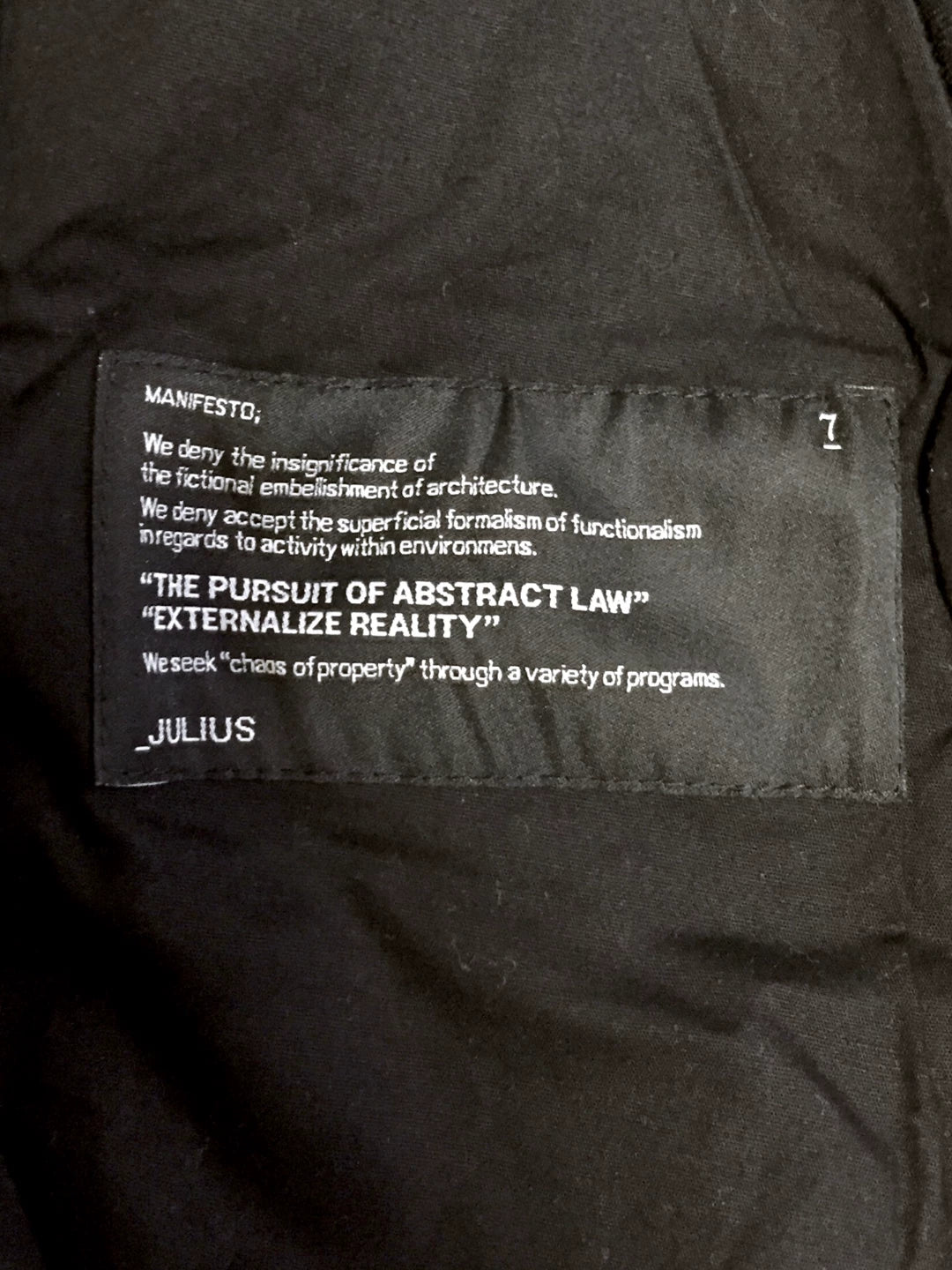 Julius Avant-Garde Cropped Tailored Pants
